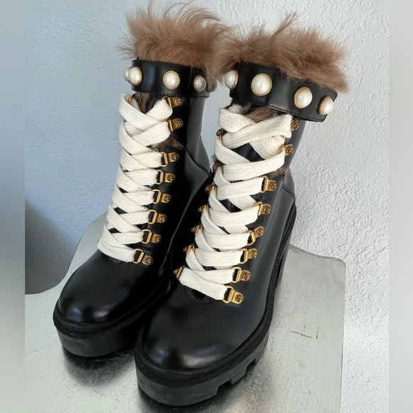 Gucci Trip Black Lace Up Heel Combat Boots with Fur Trim & Pearl Details Size 5 - Picture 3 of 11